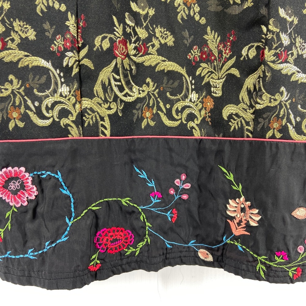 April Cornell Black Multi Color Embroidered Flower Tapestry Vest Womens Large - Picture 7 of 8